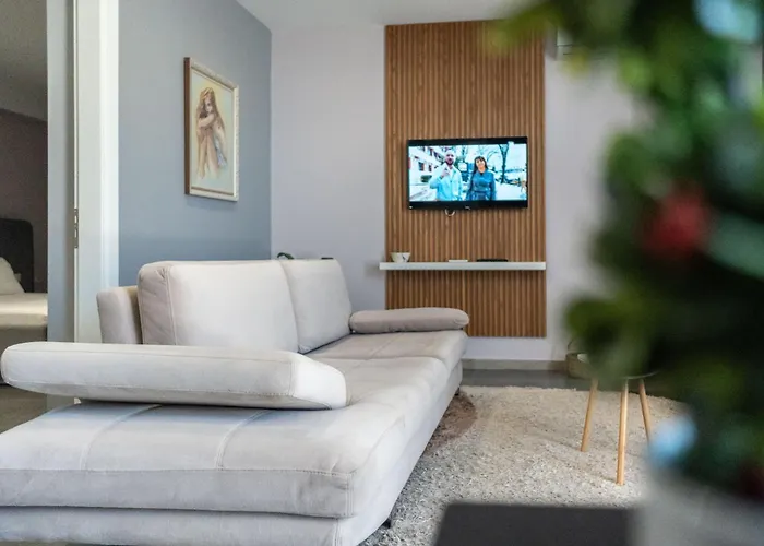 Palm Suites Apartment-Suite